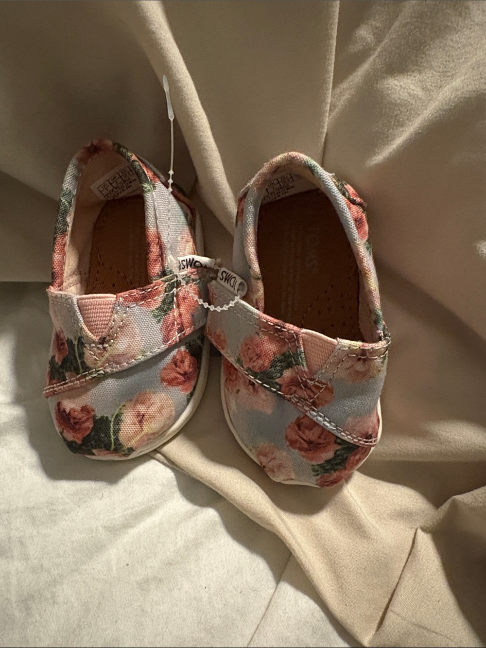 Toms Kids Floral Slip-On Moccasins - Pink, Green